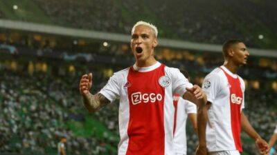 Man United agree deal with Ajax to sign Brazil winger Antony - reports