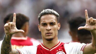 Manchester United Agree Deal For Ajax Winger Antony: Report