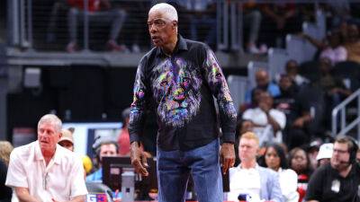 Bill Russell - Adam Silver - Julius Erving doesn't think NBA should retire Kobe Bryant's number league-wide like Bill Russell - foxnews.com - Los Angeles - state Texas
