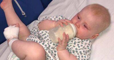 'We thought our baby just needed glasses before we received a tragic diagnosis' - manchestereveningnews.co.uk - Scotland - Birmingham - county Thomas