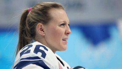 Kendall Coyne Schofield has first-hand look at what women’s hockey is missing - nbcsports.com - Usa -  Chicago