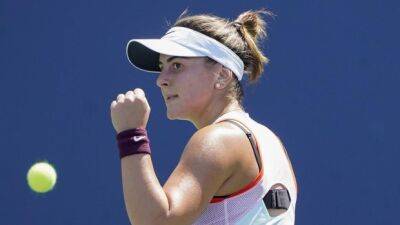 Andreescu advances to second round at US Open with three-set win over Tan
