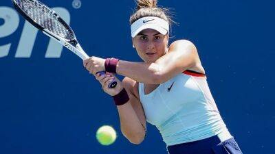 2019 U.S. Open champion Andreescu makes quick work of Harmony Tan in Monday opener