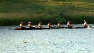 'Girls can do anything they want to': Female rowers gear up to smash old regatta rules - cbc.ca