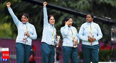 CWG 2022: Meet the ladies who won India's historic lawn bowls gold - timesofindia.indiatimes.com - South Africa - India - Birmingham -  Delhi - county Green - county Park