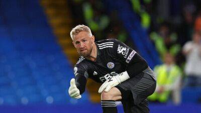 Deal done as Kasper Schmeichel completes Nice switch