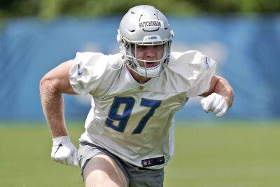 Aidan Hutchinson - Lions rookie Aidan Hutchinson earning praise from coaches, teammates during first minicamp - foxnews.com -  Lions -  Detroit - county Allen - state Michigan - county Hutchinson - county Park