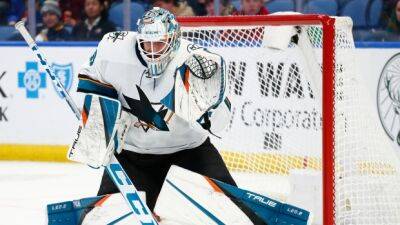 Golden Knights acquire G Hill from Sharks for draft pick