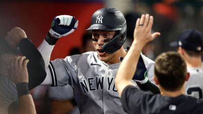 Giancarlo Stanton - New York Yankees' Aaron Judge hits 50th home run of season before month of September - espn.com - New York -  Chicago