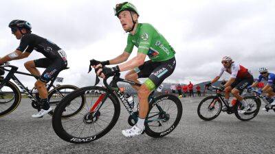 Sam Bennett fails to start time trial, seven others exit La Vuelta as Covid-19 rips through peloton