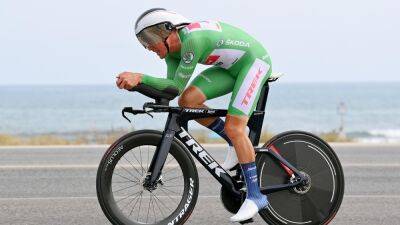La Vuelta: 'Totally crazy' – Sean Kelly blasts Trek-Segafredo after failing to pass on news about Sam Bennett
