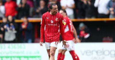 Harry McKirdy Hibs transfer talks begin as Lee Johnson makes move for Swindon striker