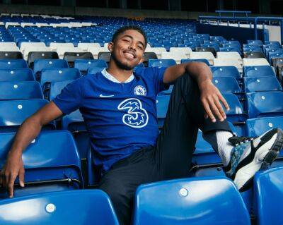 Chelsea confirm signing of Wesley Fofana from Leicester