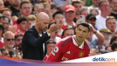 Ten Hag Isyaratkan Cristiano Ronaldo Bertahan di MU