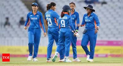 Harmanpreet Kaur - Hayley Matthews - Radha Yadav - CWG 2022: Indian women's cricket team mauls Barbados by 100 runs, qualifies for semifinals - timesofindia.indiatimes.com - Australia - India - Pakistan - Barbados