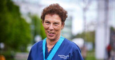 Intensive care expert crucial to hospital's covid response becomes first female doctor to win prestigious award