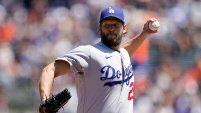 Cy Young - Dodgers' Kershaw exits start with lower back injury - tsn.ca - San Francisco -  San Francisco - Los Angeles - county Clayton - county Kershaw