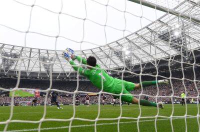 Premier League 22/23: New penalty rule change may trip up some goalkeepers - givemesport.com - Manchester
