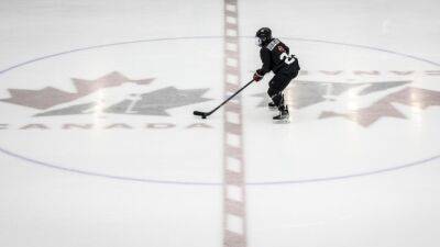 Women's hockey players fear financial fallout of frozen Hockey Canada funding