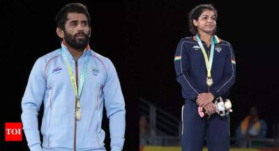 Bajrang Punia defends title, Sakshi Malik reverses losing trend to earn maiden CWG gold as six wrestlers win medals on Friday