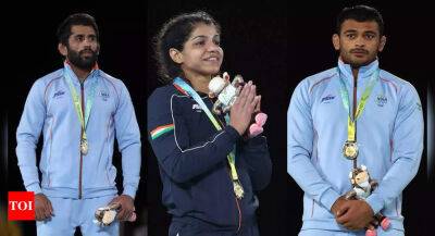 CWG 2022: Medal rush in wrestling; men's fours lawn bowls team makes final on Day 8