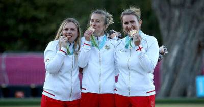 Natalie Chestney wins Commonwealth Games Bowls Gold with her best pals