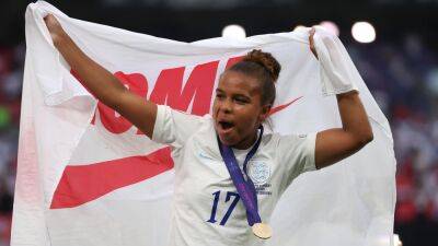 Alessia Russo - Ella Toone - Maya Le-Tissier - Mary Earps - Lucia Garcia - Adriana Leon - England Lionesses star Nikita Parris signs for Manchester United after one season at Arsenal - eurosport.com - Manchester - Germany -  Brighton