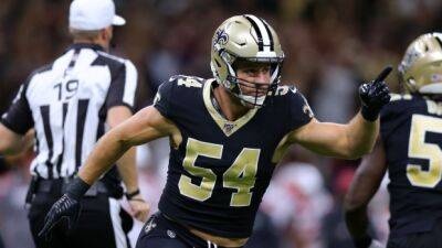 Report: LB Alonso retires day after signing with Saints