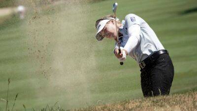 Henderson shoots 2-under in third round, T9 at AIG Women's Open