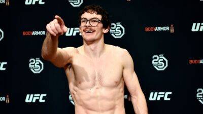Canada's Aubin-Mercier moves within one win of MMA payday