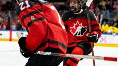 Canada defeats Sweden to capture Hlinka Gretzky Cup - tsn.ca - Russia - Sweden - Canada -  Hugo