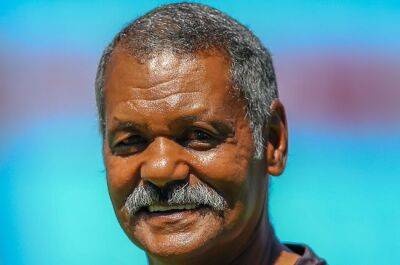 Former Bok coach Peter de Villiers make return to rugby in SA - news24.com - Argentina - South Africa