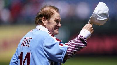 Pete Rose brushes off sexual misconduct questions at Phillies ceremony