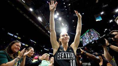 Megan Rapinoe - Sue Bird - Seattle Storm celebrate Sue Bird in final regular-season home game; Aces play spoiler - espn.com -  Las Vegas -  Seattle - county Gray