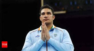 Manny Pacquiao - Floyd Mayweather-Junior - CWG 2022: Fast-rising boxer Sagar Ahlawat settles for silver on international debut - timesofindia.indiatimes.com - India
