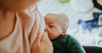 How often should a newborn be fed? NHS advice on breastfeeding and using formula - manchestereveningnews.co.uk