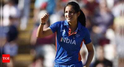 Radha Yadav - Indian pacer Renuka Singh surges to career-best T20 ranking - timesofindia.indiatimes.com - India - Birmingham