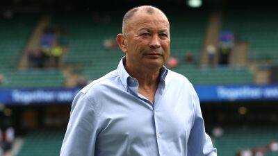 Eddie Jones rebuked by RFU over remarks about ‘closeted’ public-school players