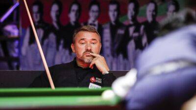 Stephen Hendry dumped out of British Open snooker as Zhang Anda reaches last 64
