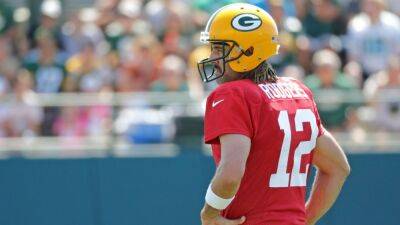 Aaron Rodgers doesn't see 'any benefit to playing one series' in a preseason game