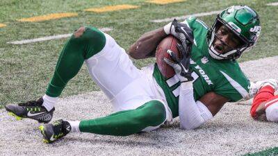 Frustrated WR Denzel Mims says he believes he's a starter but New York Jets 'pretty set on who they want'
