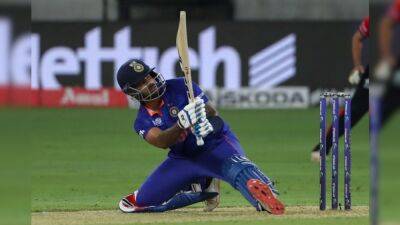 Suryakumar Yadav Hits 4 Sixes In Different Parts Of The Ground In Final Over vs Hong Kong In Asia Cup. Watch - sports.ndtv.com - India - Dubai - Hong Kong -  Hong Kong