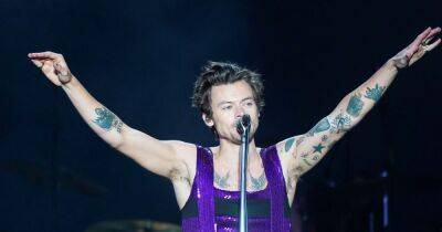 Harry Styles fans hit out at Ticketmaster as thousands struggle to book presale tickets