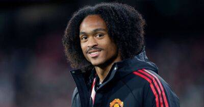 Manchester United agree to sell Tahith Chong on deadline day