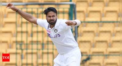 India A vs New Zealand A: Mukesh Kumar impresses with three wickets as New Zealand A score 156/5 on Day 1