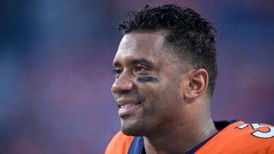 Broncos, Russell Wilson agree to five-year contract extension