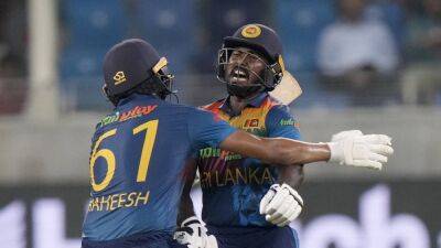 Dasun Shanaka - Pathum Nissanka - Sri Lanka beat Bangladesh in thriller to seal Asia Cup Super 4 spot - thenationalnews.com - Dubai - Sri Lanka - Bangladesh