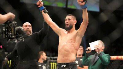 Mixed Martial Arts-Ferguson steps in to face Diaz in UFC main event as Chimaev misses weight