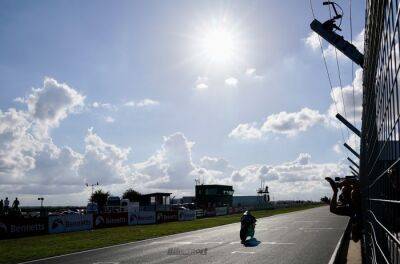 Snetterton BSB: Ray cruises to race-one win
