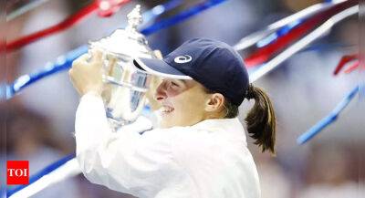 US Open 2022: Sensational Iga Swiatek downs Ons Jabeur to claim maiden title - timesofindia.indiatimes.com - France - Usa - Tunisia - Poland - New York -  New York